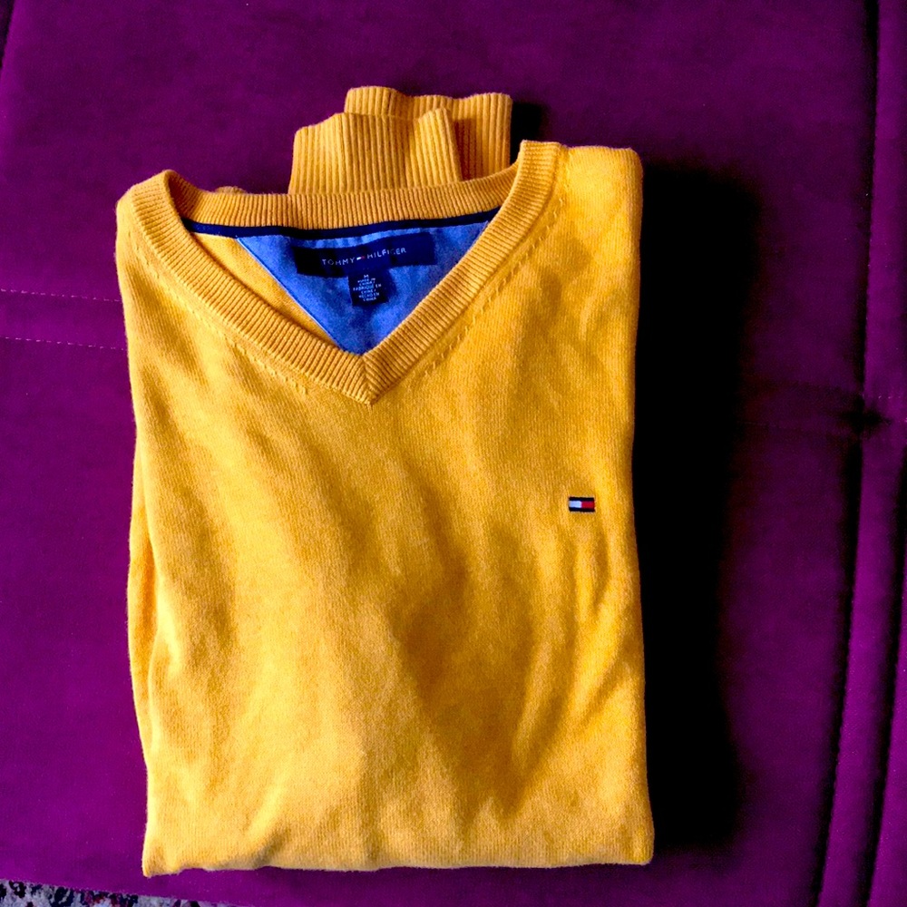Men’s sweater